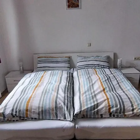 Engelgasse Apartment *